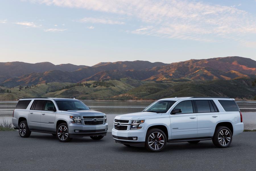  Chevrolet Suburban RST Performance Package 2018 года  (фото 5 из 7)